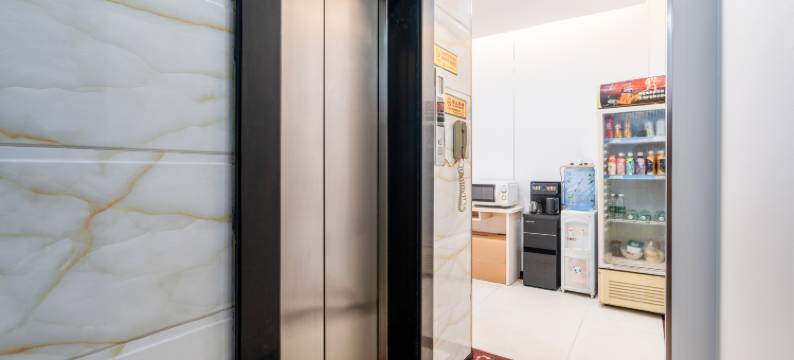 南宁栖日酒店(广西医科大学附属医院广艺南湖校区店)图片