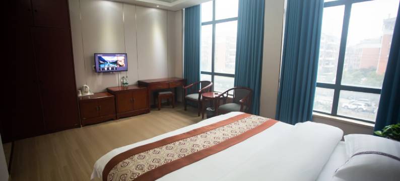 孝感东鼎商务酒店(湖北工程学院店)图片