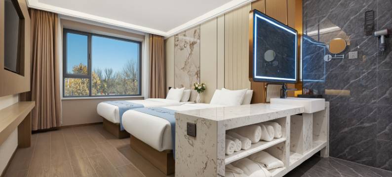 Urba柏纳酒店(巩留县人民广场店)图片