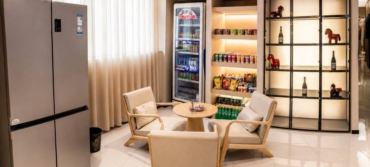 鲸鱼电竞酒店(自贡华商国际城店)图片