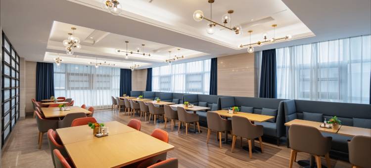 凯里亚德酒店(洛阳市妇幼保健院文仲院区店)图片