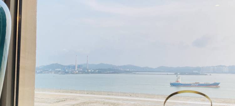 比宁而居海景Loft公寓(龙光世纪商务中心高铁站店)图片