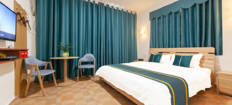 双木林客栈(天门山索道店)图片