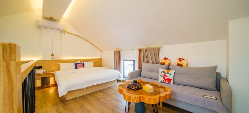 清院民宿(建水古城小火车店)图片