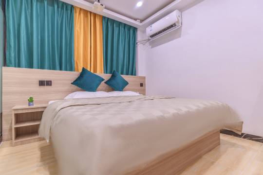 云畔·盒子空间美宿(广州大学城店)