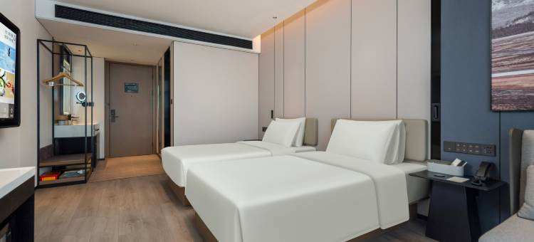 丰城高铁站亚美酒店图片