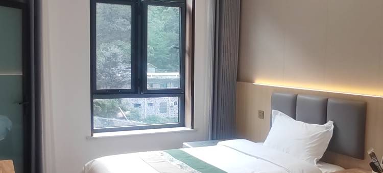万仙山常青院图片