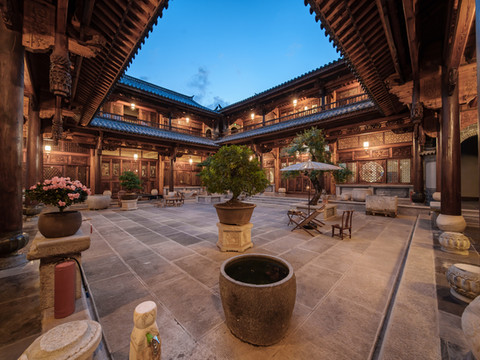 明清院民宿(建水火车站店)