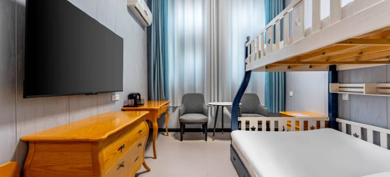 时光之旅民宿(开封清明上河园店)图片