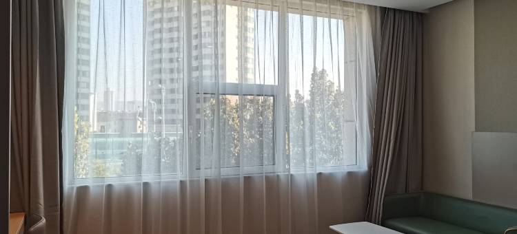 格美酒店(济南大明湖火车站店)图片