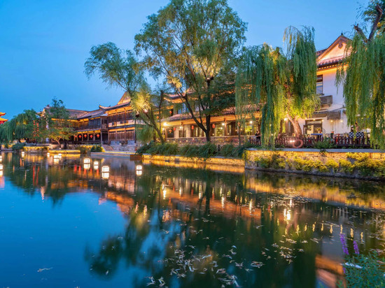 依云·湖畔空中合院客栈(台儿庄古城风景区店)