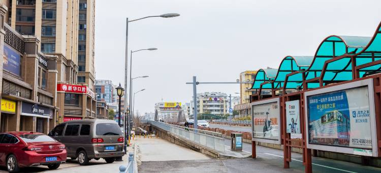 德玛电竞民宿(湖州长兴时代广场店)图片
