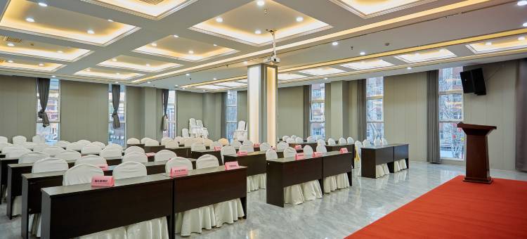 临西盛世商务酒店(阳光公园店)图片