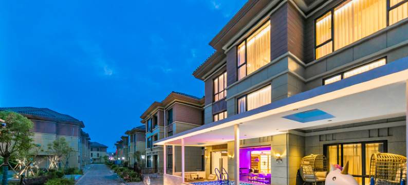 宿说·泳池HolidayVilla·轻奢度假美宿(观音法界店)图片