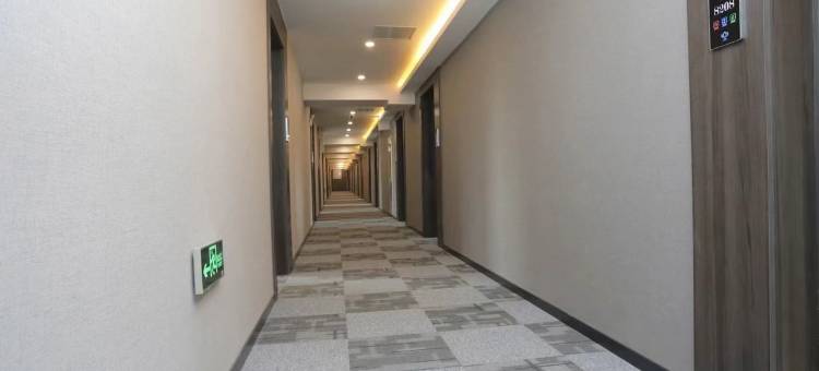 轻住酒店(山东工业职业学院店)图片