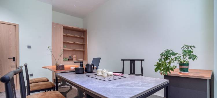 燕子归来酒店(百色右江区恒基广场美食城店)图片