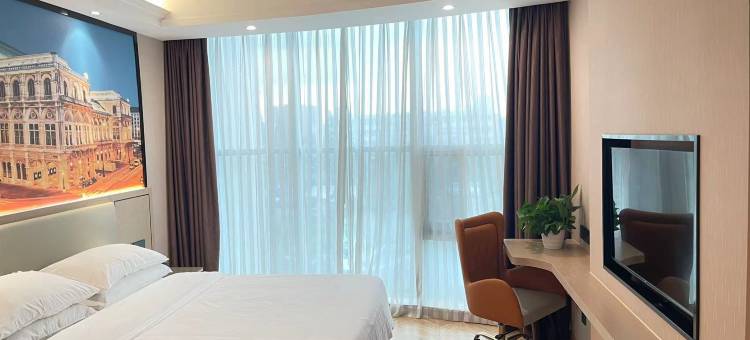 维也纳国际酒店(深圳观澜华为店)图片