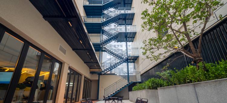 大连中山广场人民路轻居酒店图片