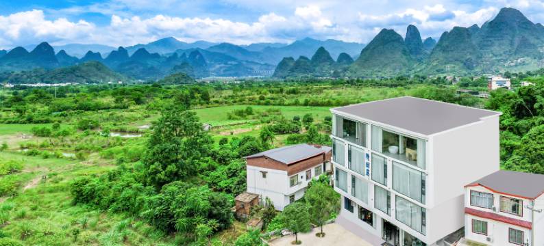 隐田居·全景轻奢酒店(二十元背景风景区店)图片