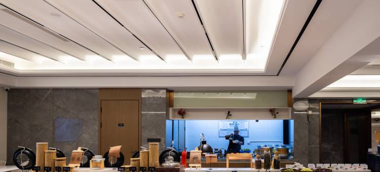 三亚政务中心河东路亚朵酒店图片