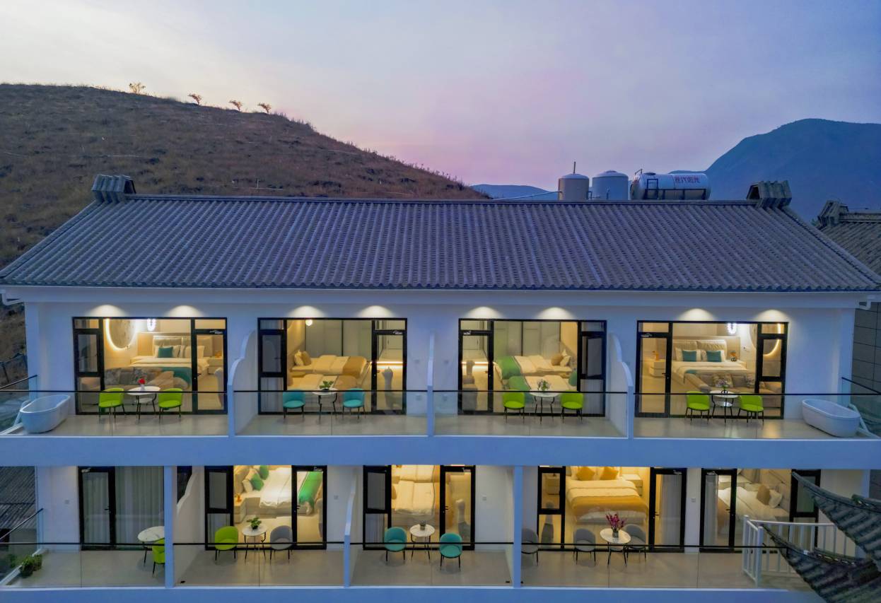 DL海逸居·智能非遗海景度假酒店(大理洱海店)图片