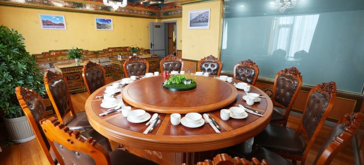 萨迦县罗哇酒店图片