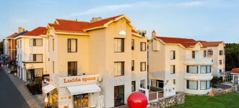 云漫酒店(火炬八街国际海水浴场店)图片