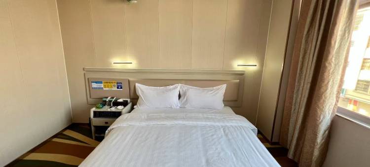 阳西都市公寓(西湖公园店)图片