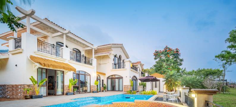 日光月光海边泳池院子(石梅湾店)图片