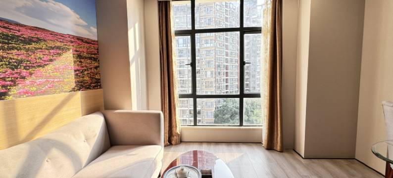 深圳宝悦酒店(西乡地铁站店)图片