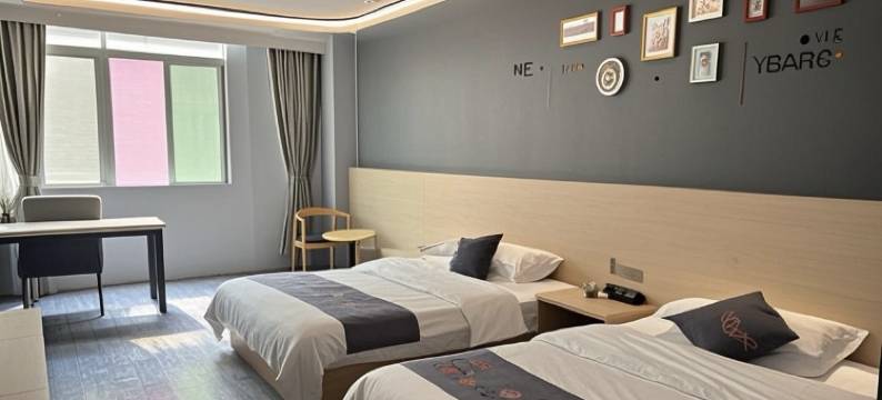 逸米酒店(深圳平湖华南城地铁站店)图片