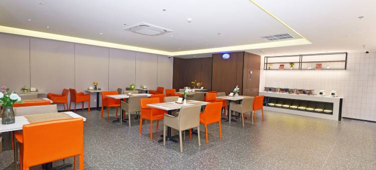 清沐铂金酒店(南京南站明发广场地铁站店)图片
