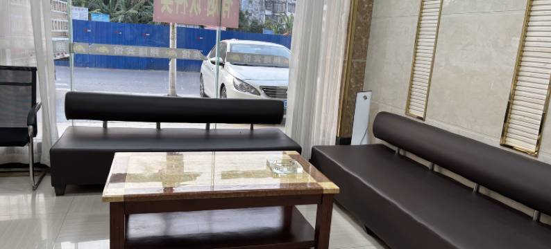 陆川翔隆精品宾馆图片