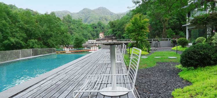 峨眉山荷堂楠溪民宿图片
