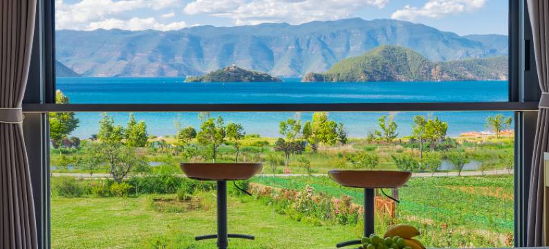 凝海归谧·邻湖大院奢宿 (泸沽湖三家村店)图片