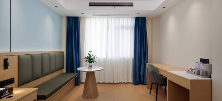 江阴云朵智慧酒店(蟠龙山公园店)图片