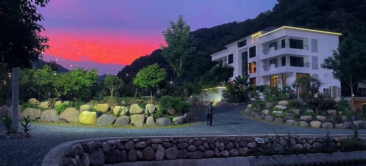 杭州临安山禾见民宿图片