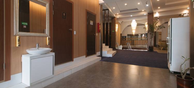 瑞德多兹普瑞米姆 @ 瑞金西日霍特尔(RedDoorz Premium @ Regency Sunset Hotel)图片