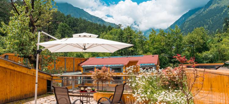 金山摄影温泉度假酒店(三号营地店)图片