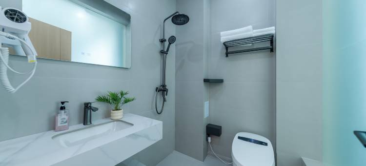 潮漫酒店(大理洱海兴盛桥店)图片