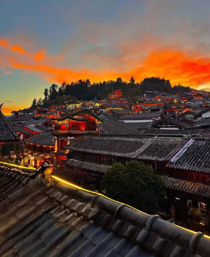 揽月·云汐Lunar·GalaxyPro栖居古城全景·投影私幕美宿(北门店)图片