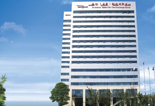 海创大连科技交流中心（海事大学地铁站）外景图