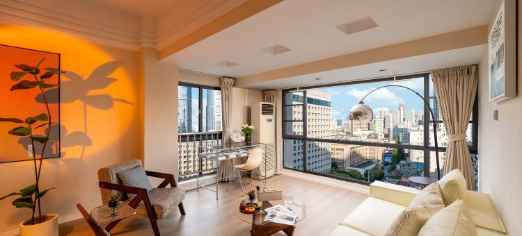 海格瑞湖景公寓(武汉万象城取水楼地铁站店)图片