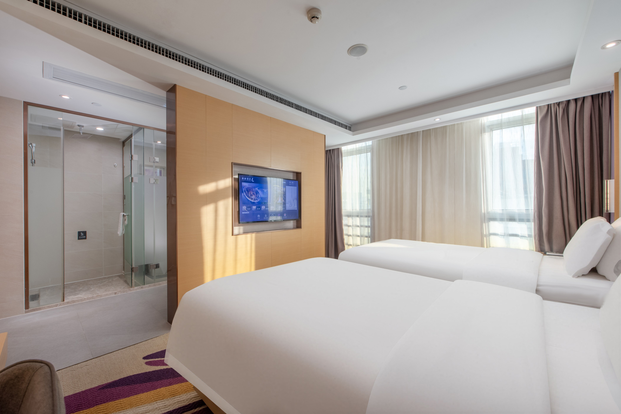 Lavande Hotel (Huawei Gangtou Metro Station)Over view