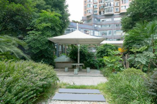 贵州峰润喀斯特酒店(甲秀楼青云市集店)图片