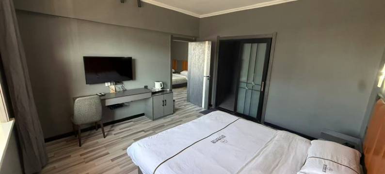 巴里坤拾月季宾馆图片