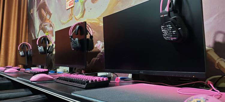 五原博盛电竞主题酒店图片