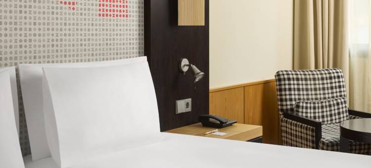 恩尔茨瓦伦西亚城市iStay酒店(iStay by NH Ciudad de Valencia Hotel)图片