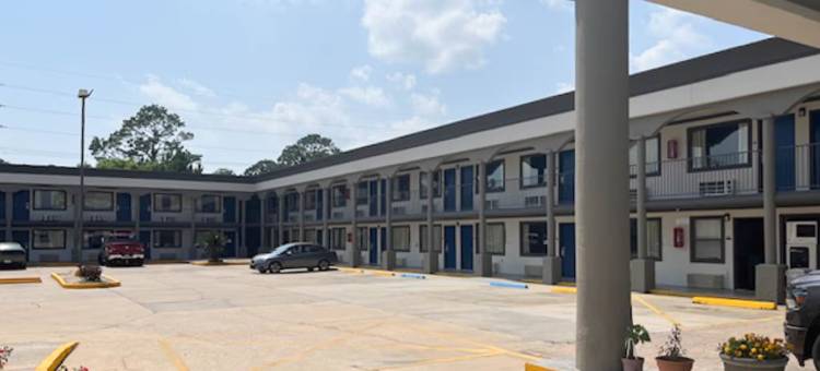 路易斯安那州奥佩卢萨斯 6 号开放式公寓套房酒店(Studio 6 Suites Opelousas, LA)图片
