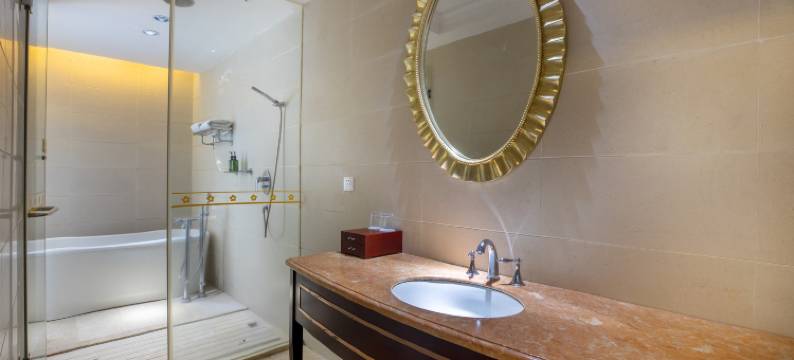 石狮泉冠酒店(市政府德辉广场店)图片